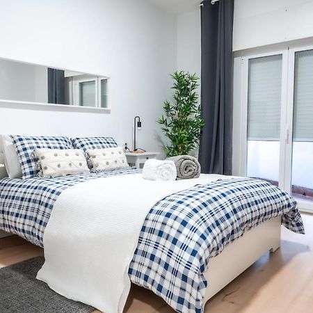 Dado Host Apartment Vigo Exterior photo